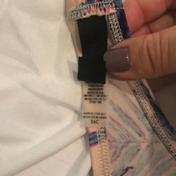 Victoria's Secret Bikini Set - Picture 3 of 3